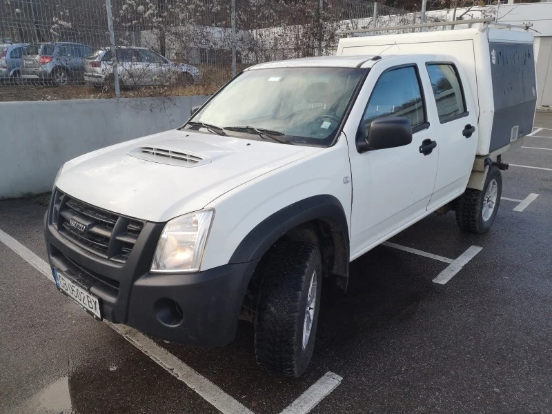 Isuzu D-max 2.5D, снимка 14 - Автомобили и джипове - 49073609