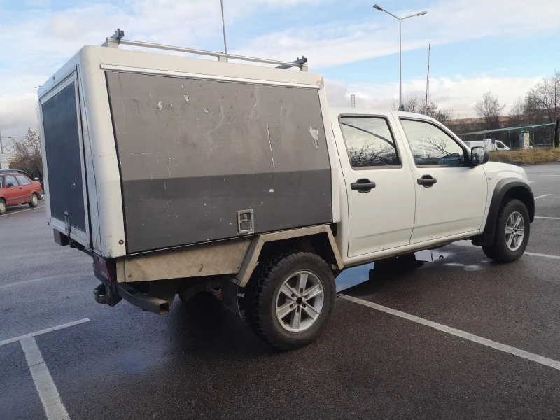 Isuzu D-max 2.5D, снимка 3 - Автомобили и джипове - 49073609