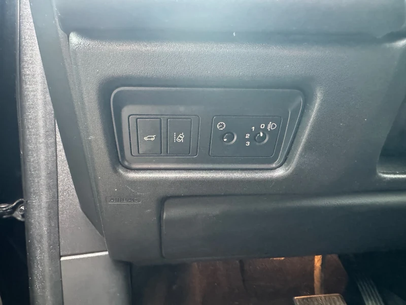 Land Rover Discovery Sport 6+ 1m* КАМЕРА* NAVI* 193400km* 4x4* 15.6.2015г* , снимка 3 - Автомобили и джипове - 51839940