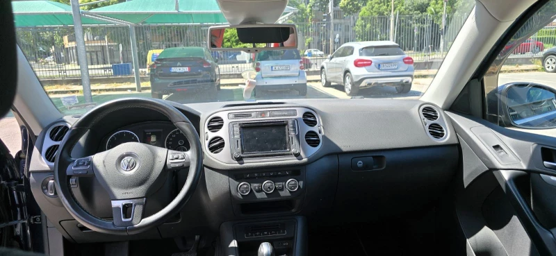 VW Tiguan Lounge Sport & Style 4Motion, снимка 5 - Автомобили и джипове - 52131324