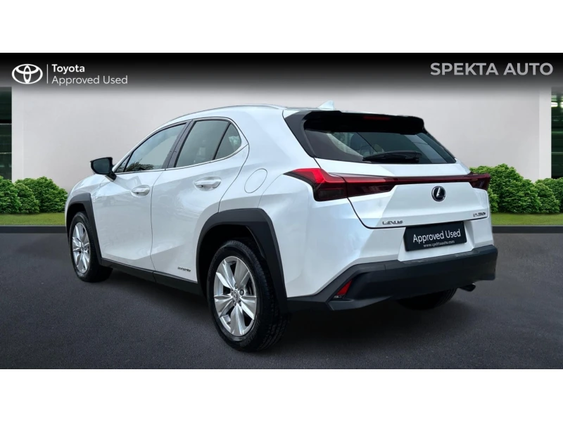 Lexus UX 250h Месечна вноска от 565 лв., снимка 2 - Автомобили и джипове - 52875798