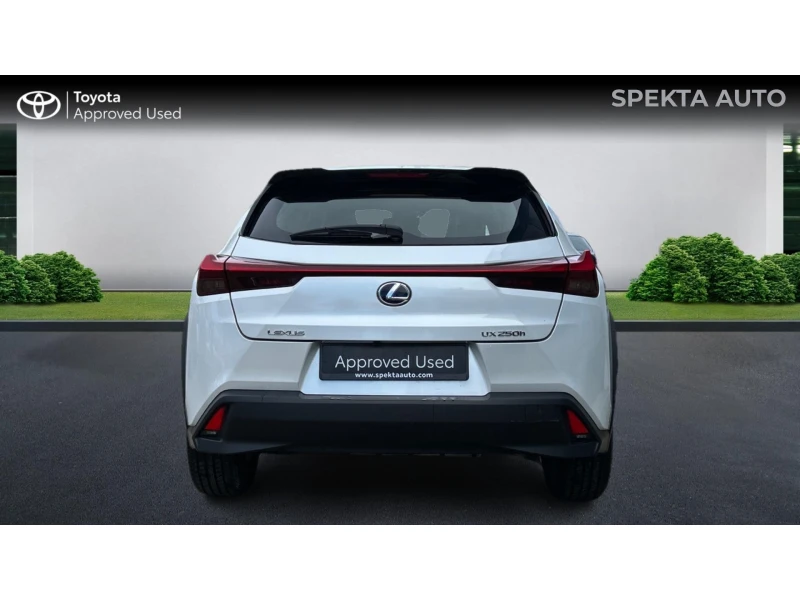 Lexus UX 250h Месечна вноска от 565 лв., снимка 4 - Автомобили и джипове - 52875798