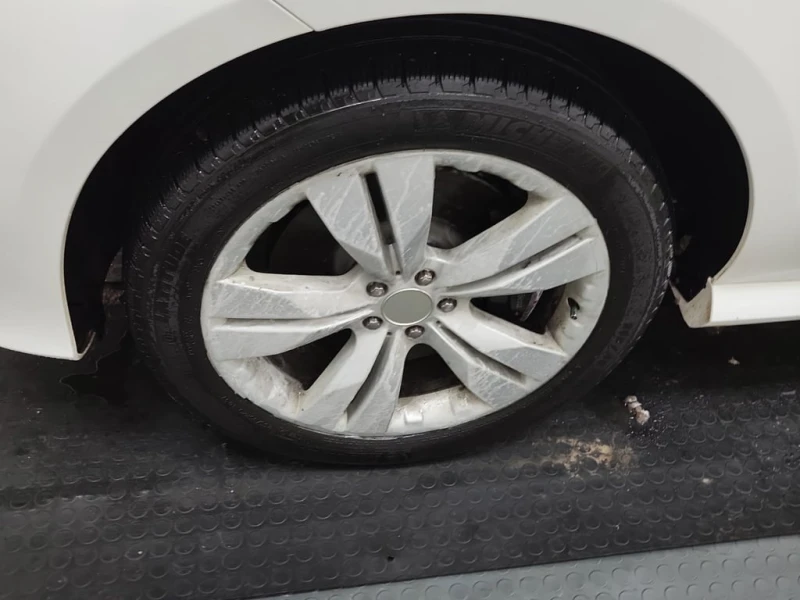 Mercedes-Benz GLE 400 AMG Line * CARFAX * ОПЦИЯ ЗА ФИНАНСИРАНЕ * , снимка 14 - Автомобили и джипове - 53199099