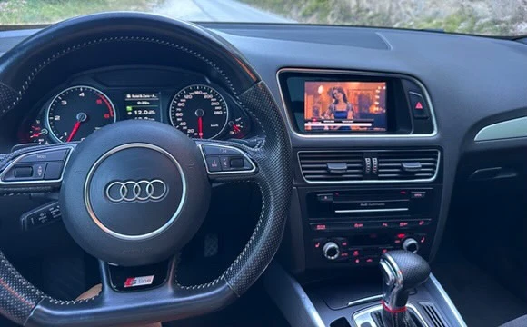 Audi Q5, снимка 6 - Автомобили и джипове - 53100759