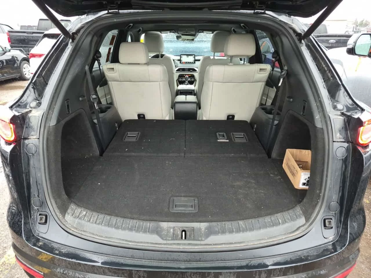 Mazda CX-9 * SIGNATURE * ОБДУХВАНЕ* ПОДГРЕВ* KEYLESS* ПАНО* , снимка 15 - Автомобили и джипове - 54074577