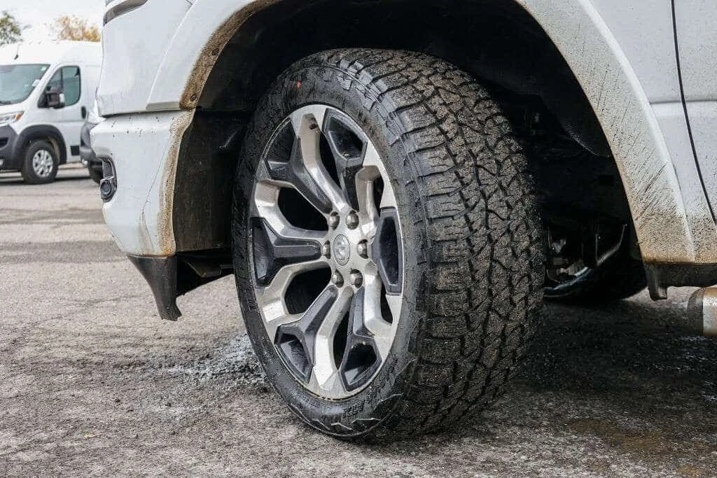 Dodge RAM 1500 * Longhorn * CARFAX * БЕЗ ПЪРВОНАЧАЛНА ВНОСКА, снимка 7 - Автомобили и джипове - 54619387