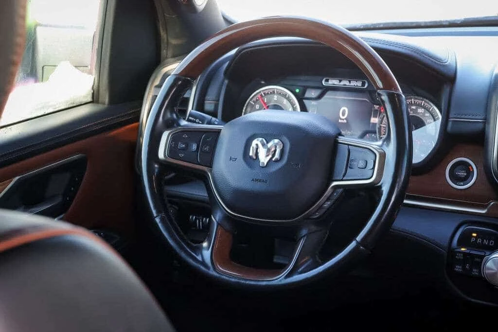 Dodge RAM 1500 * Longhorn * CARFAX * БЕЗ ПЪРВОНАЧАЛНА ВНОСКА, снимка 14 - Автомобили и джипове - 54619387