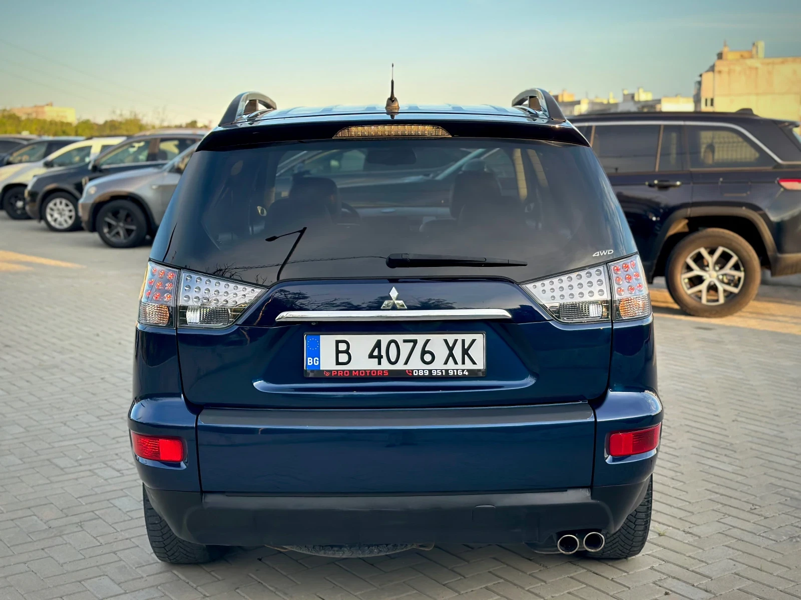 Mitsubishi Outlander Автоматик, снимка 5 - Автомобили и джипове - 54840889