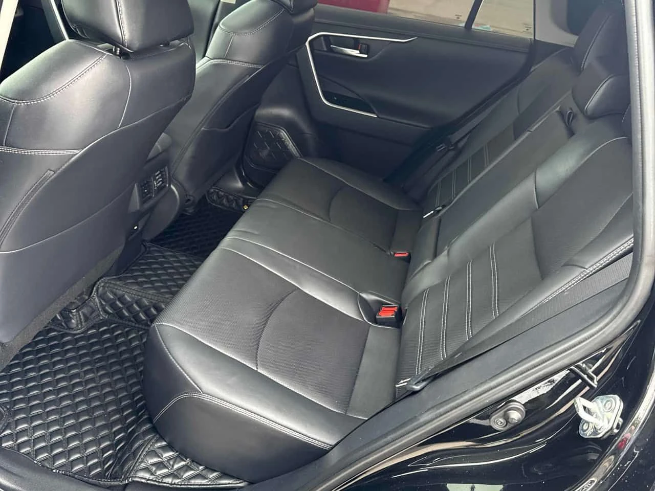 Toyota Rav4 * Limited * CARFAX * ОПЦИЯ ЗА ФИНАНСИРАНЕ, снимка 15 - Автомобили и джипове - 54896550