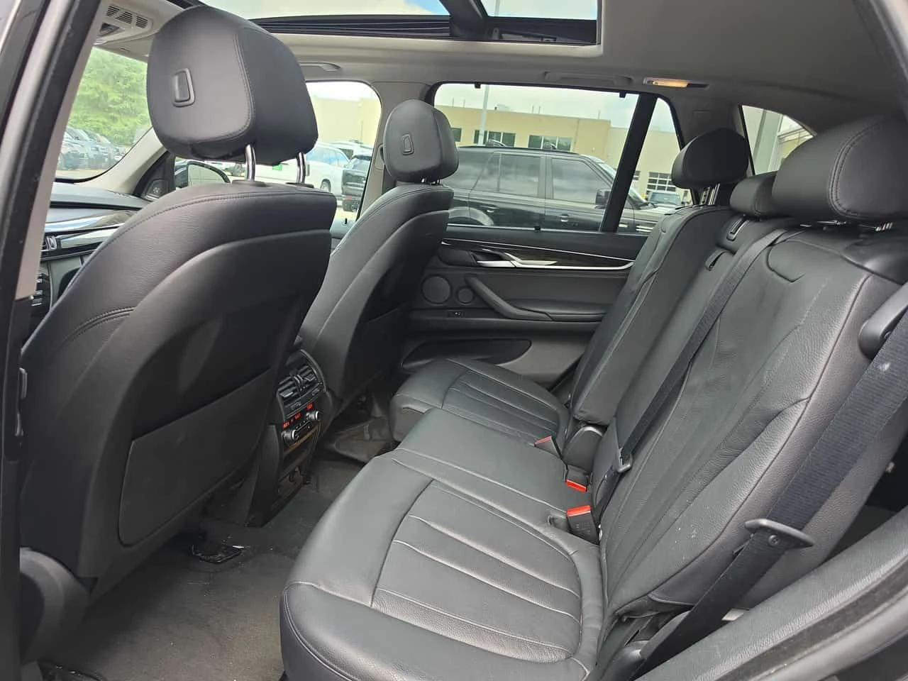 BMW X5 * xDrive35i * АВТОКРЕДИТ БЕЗ ПЪРВОНАЧАЛНА ВНОСКА* , снимка 11 - Автомобили и джипове - 55247459