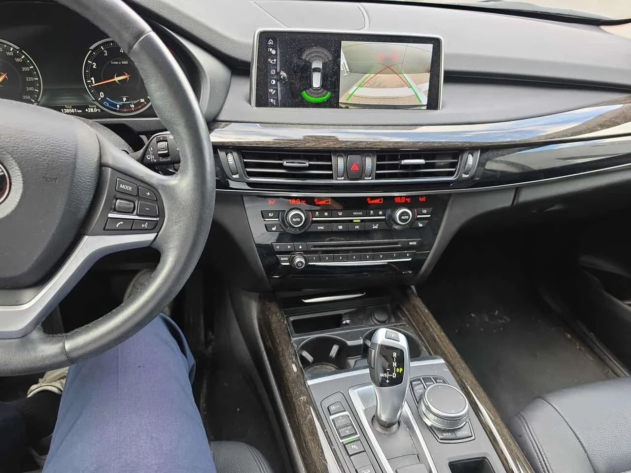 BMW X5 * xDrive35i * АВТОКРЕДИТ БЕЗ ПЪРВОНАЧАЛНА ВНОСКА* , снимка 9 - Автомобили и джипове - 55247459