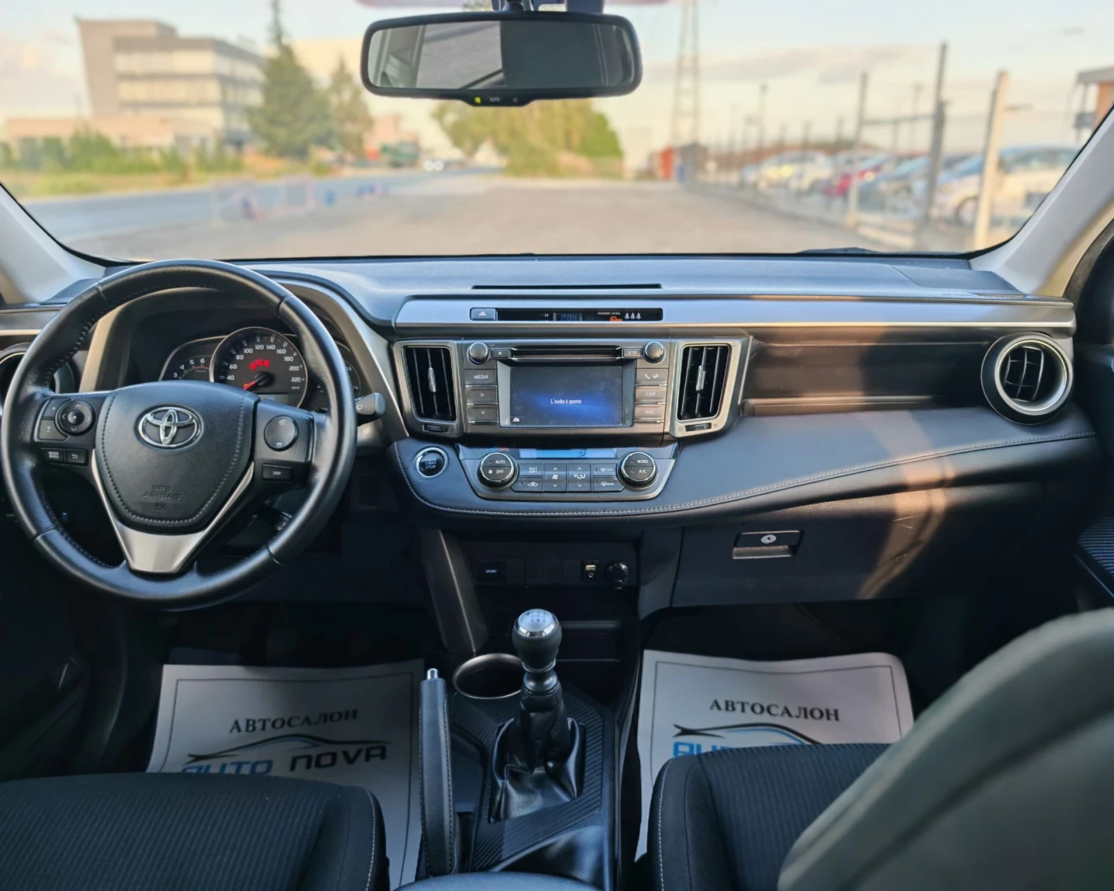 Toyota Rav4 2.0 ДИЗЕЛ 124 К.С. 4Х4! LOUNGE! КАТО НОВА!!!, снимка 13 - Автомобили и джипове - 56318615