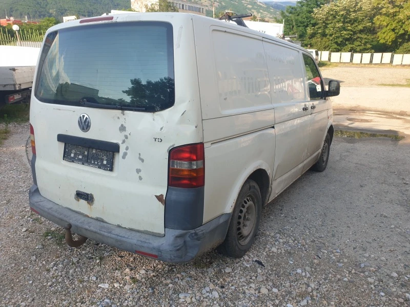 VW T5 1.9 TDI 105 PS, снимка 6 - Бусове и автобуси - 41435552