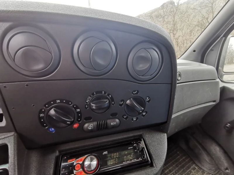 Iveco 35c18 40c, снимка 11 - Бусове и автобуси - 53177007