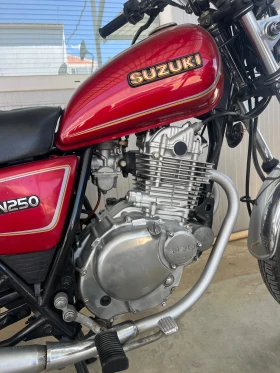     Suzuki GN GN 250