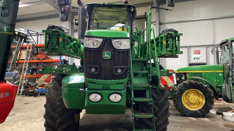 Самоходна пръскачка Друга марка John Deere R4040i лизинг с 20%, снимка 4 - Селскостопанска техника - 52626172