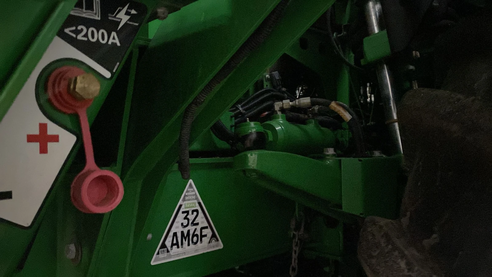 Самоходна пръскачка Друга марка John Deere R404i лизинг с 20% - изображение 7