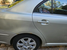 Toyota Avensis - 2600 € / 5085.16 лв. - 74899226 7