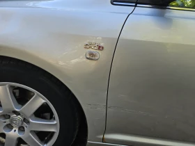 Toyota Avensis - 2600 € / 5085.16 лв. - 74899226 3