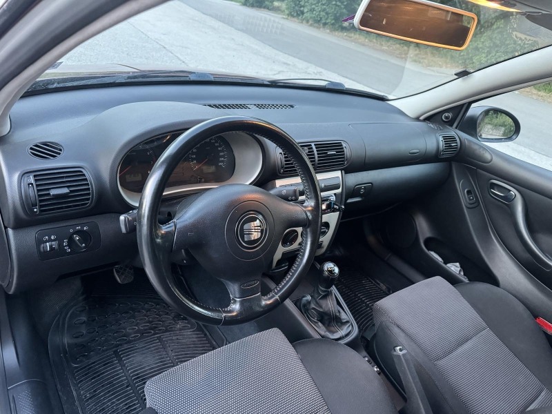 Seat Leon 1.6, снимка 10 - Автомобили и джипове - 46441370