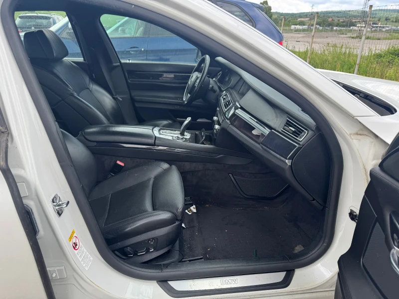 BMW 750 Проблем в мотора!, снимка 10 - Автомобили и джипове - 52688151