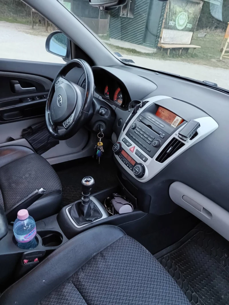 Kia Ceed Stil, снимка 6 - Автомобили и джипове - 47972812