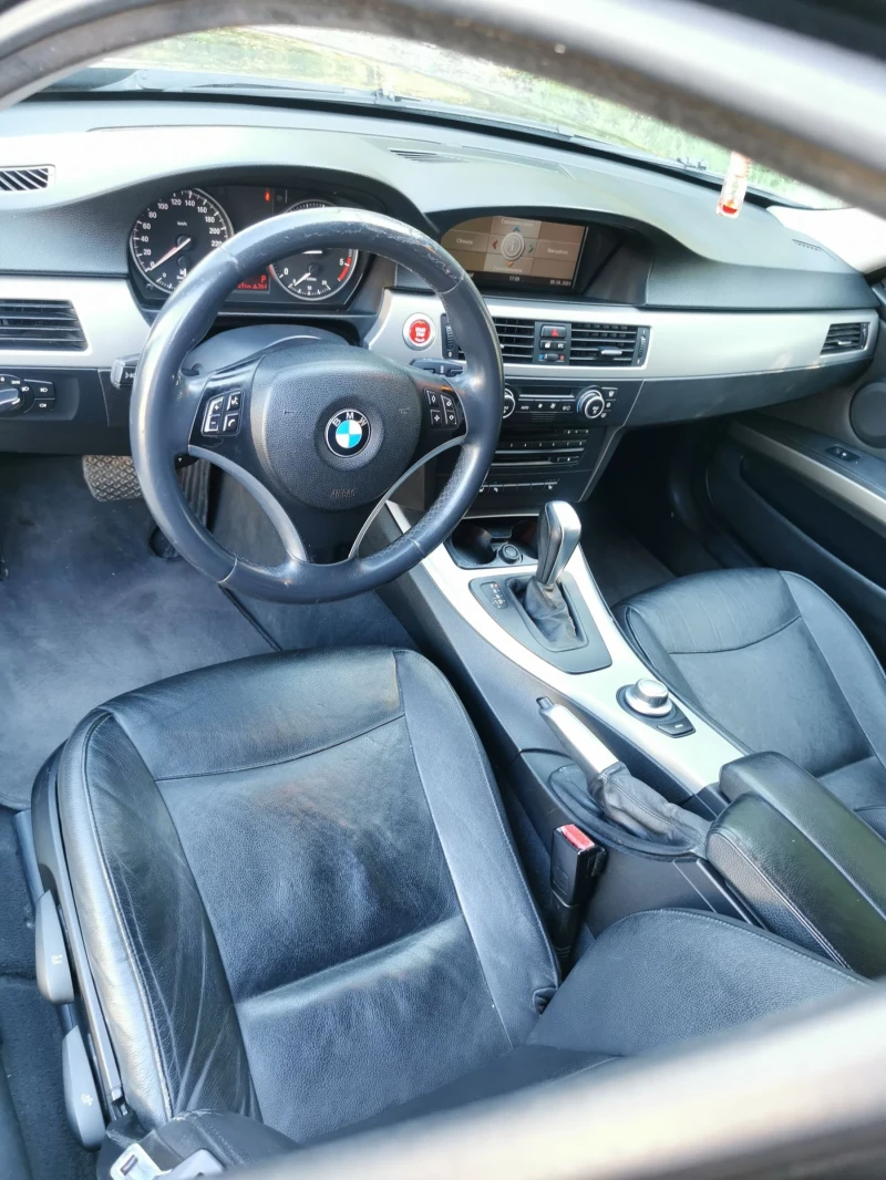 BMW 320, снимка 8 - Автомобили и джипове - 48562062