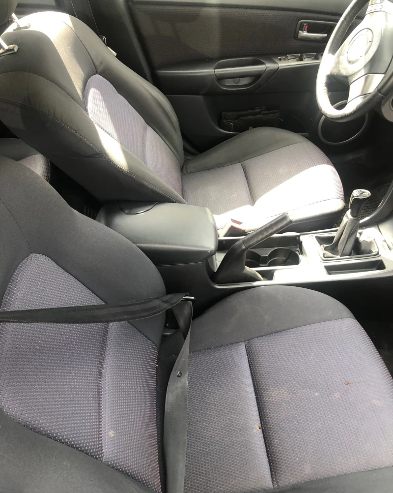 Mazda 3 1.4 i и 1.6 hdi 2 броя, снимка 7 - Автомобили и джипове - 50394361