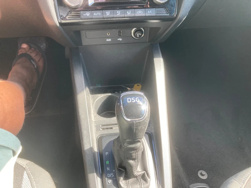 Skoda Fabia   ТОП, снимка 12 - Автомобили и джипове - 51776743