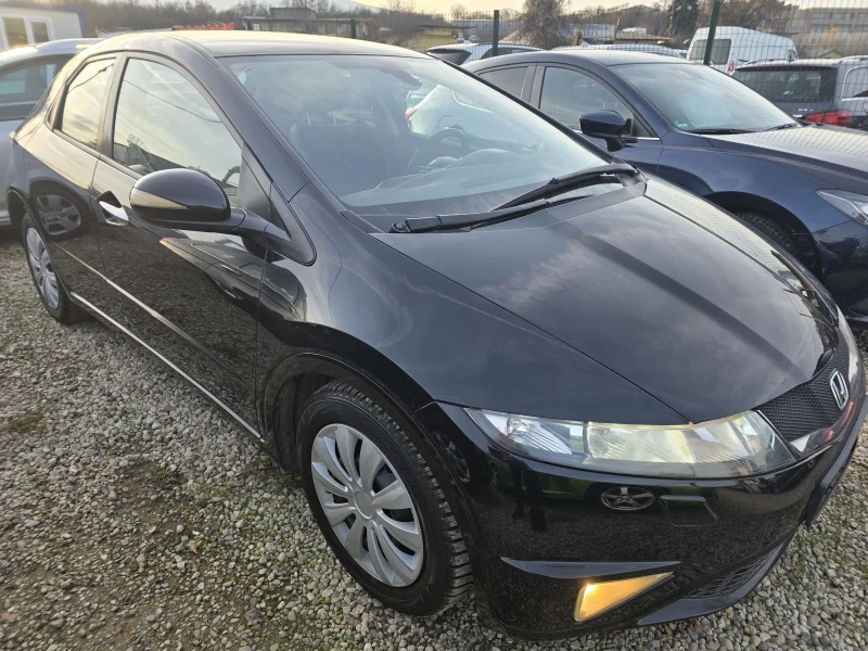 Honda Civic 1.8  I NAVI, ксенон., снимка 3 - Автомобили и джипове - 51987748