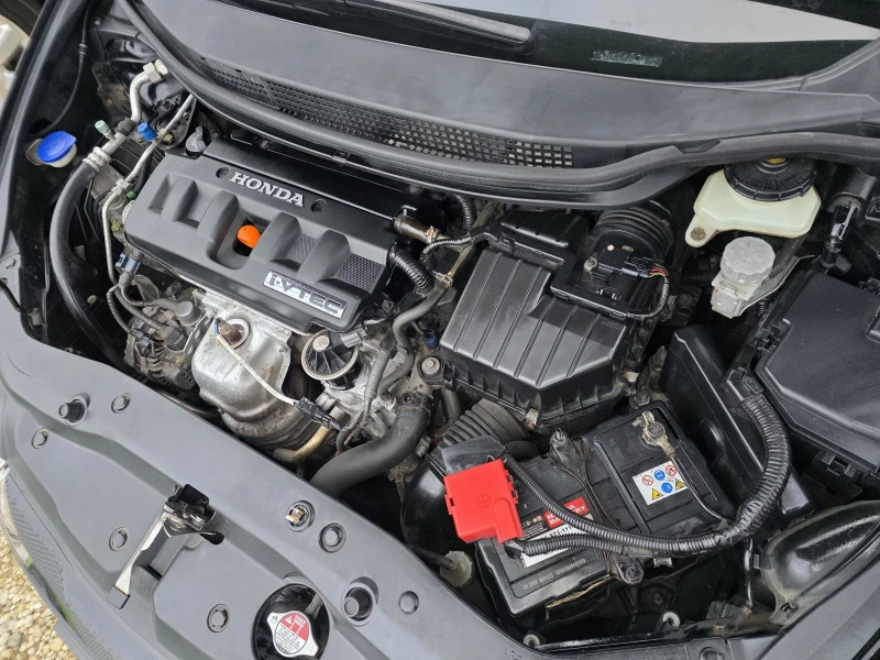 Honda Civic 1.8  I NAVI, ксенон., снимка 17 - Автомобили и джипове - 51987748