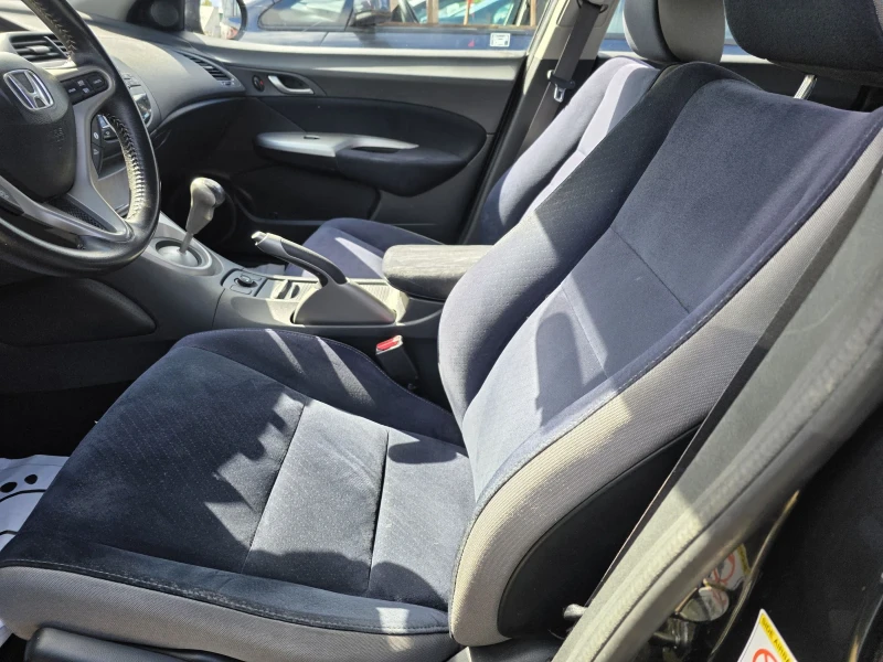 Honda Civic 1.8  I NAVI, ксенон., снимка 9 - Автомобили и джипове - 51987748
