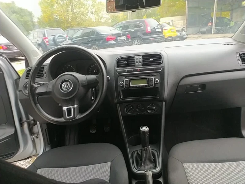 VW Polo 1.2, снимка 13 - Автомобили и джипове - 52476464