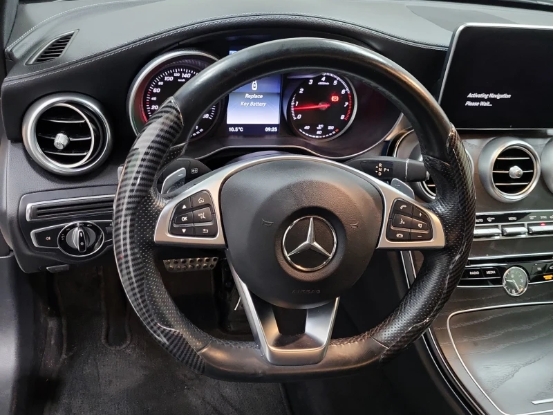 Mercedes-Benz C 300 AMG-line* 4M* Burmester* Камера* Подгрев* Keyless, снимка 9 - Автомобили и джипове - 52552114