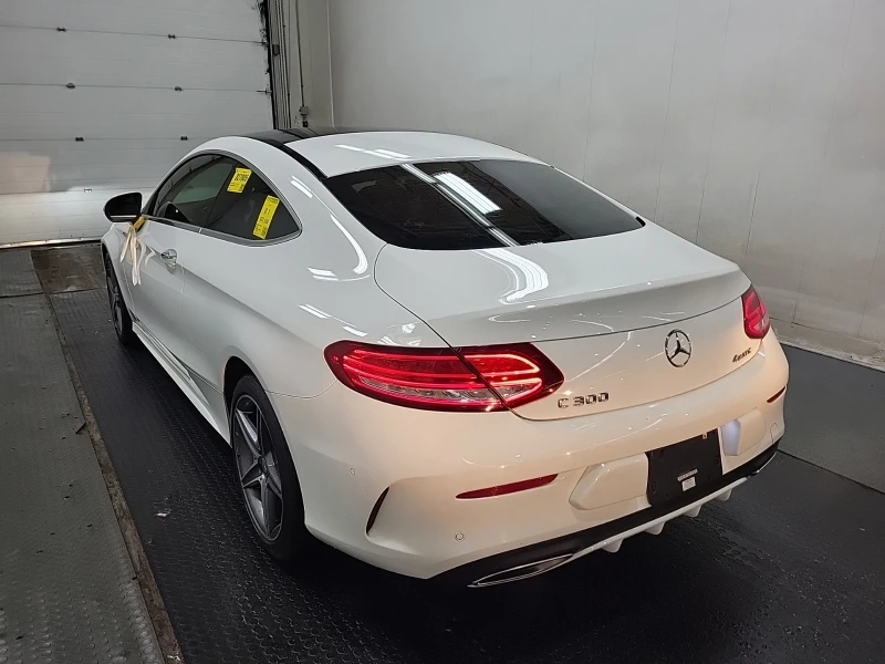 Mercedes-Benz C 300 AMG-line* 4M* Burmester* Камера* Подгрев* Keyless, снимка 6 - Автомобили и джипове - 52552114