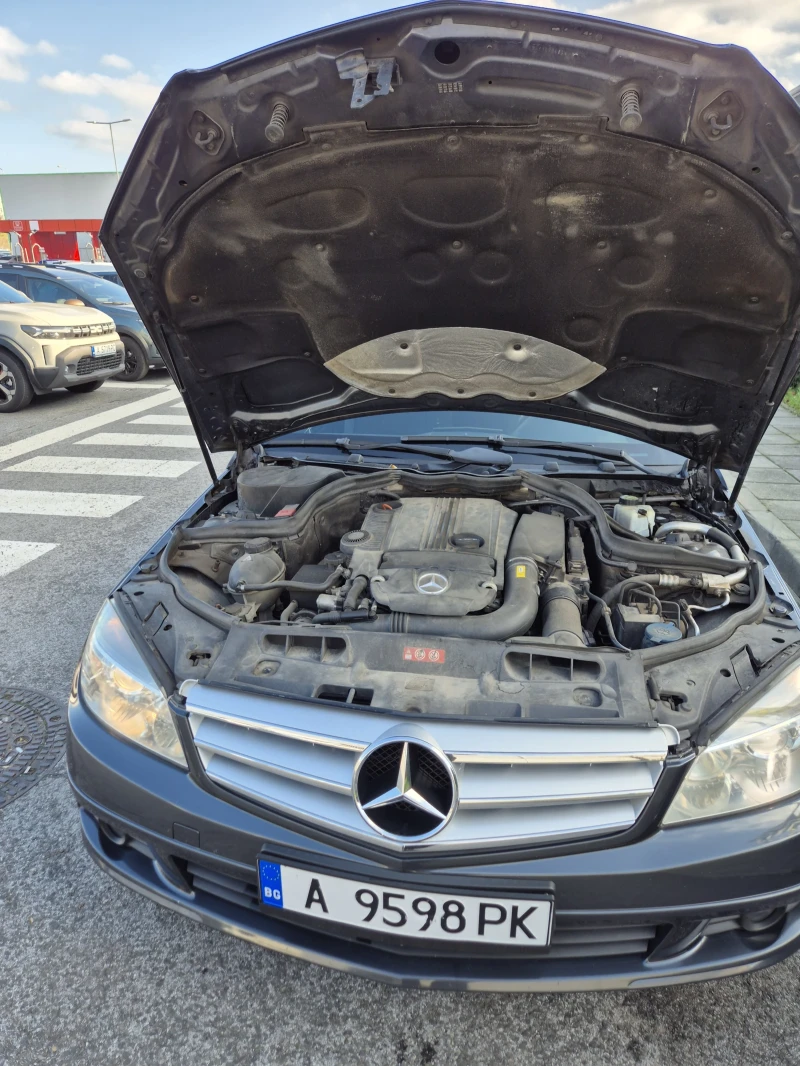 Mercedes-Benz C 180, снимка 11 - Автомобили и джипове - 52753689