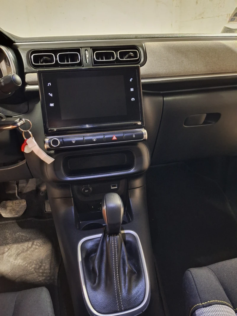 Citroen C3 1.2сс АВТОМАТИК 43000КМ, снимка 3 - Автомобили и джипове - 52996989