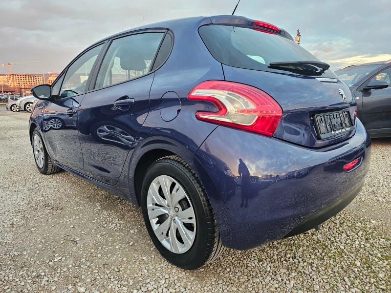 Peugeot 208 1.6HDI, 92к.с., снимка 6 - Автомобили и джипове - 53115403