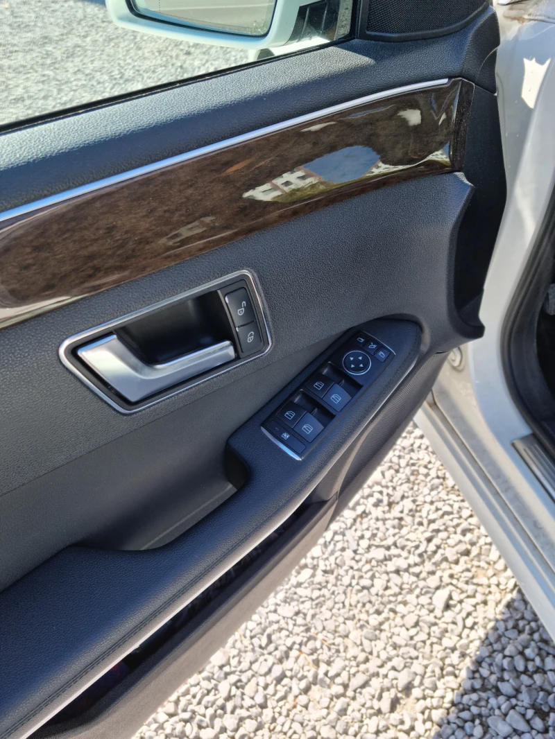Mercedes-Benz E 220 S212, снимка 11 - Автомобили и джипове - 53223801