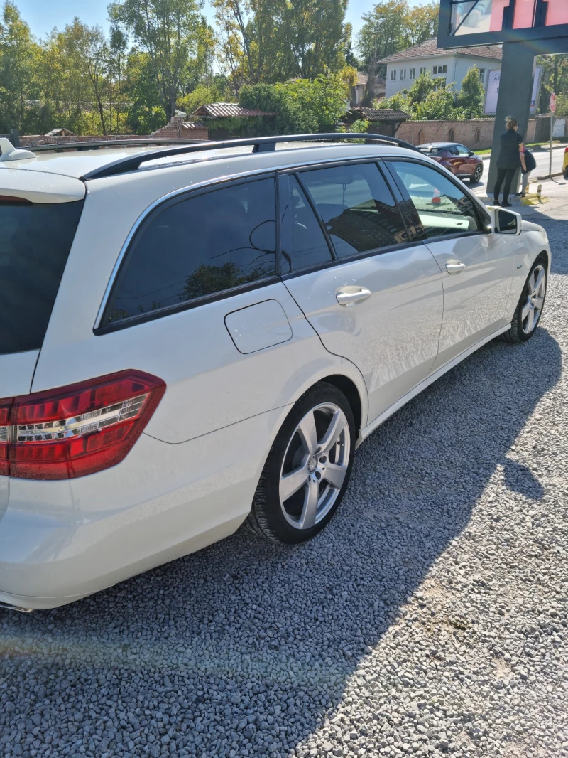 Mercedes-Benz E 220 S212, снимка 5 - Автомобили и джипове - 53223801