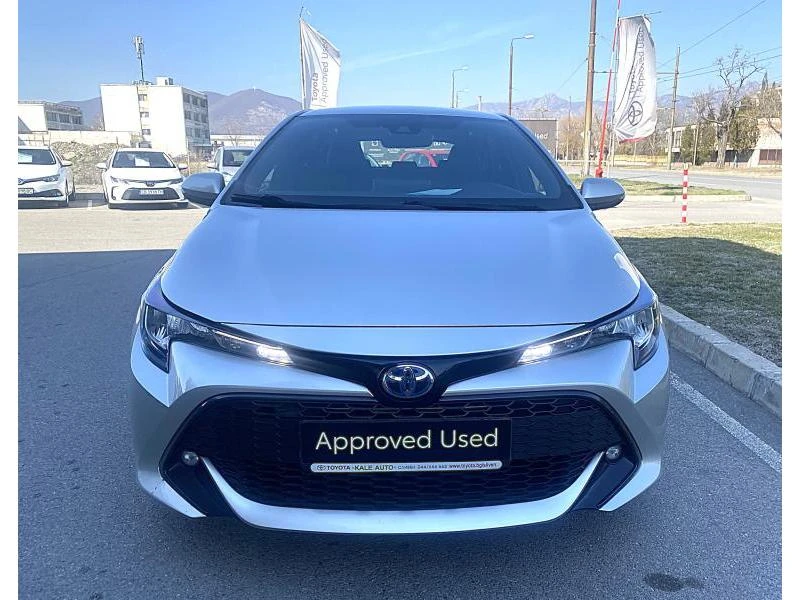 Toyota Corolla 2.0H - изображение 2