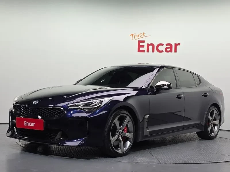Kia Stinger 2.0 TURBO 2WD PLATINUM