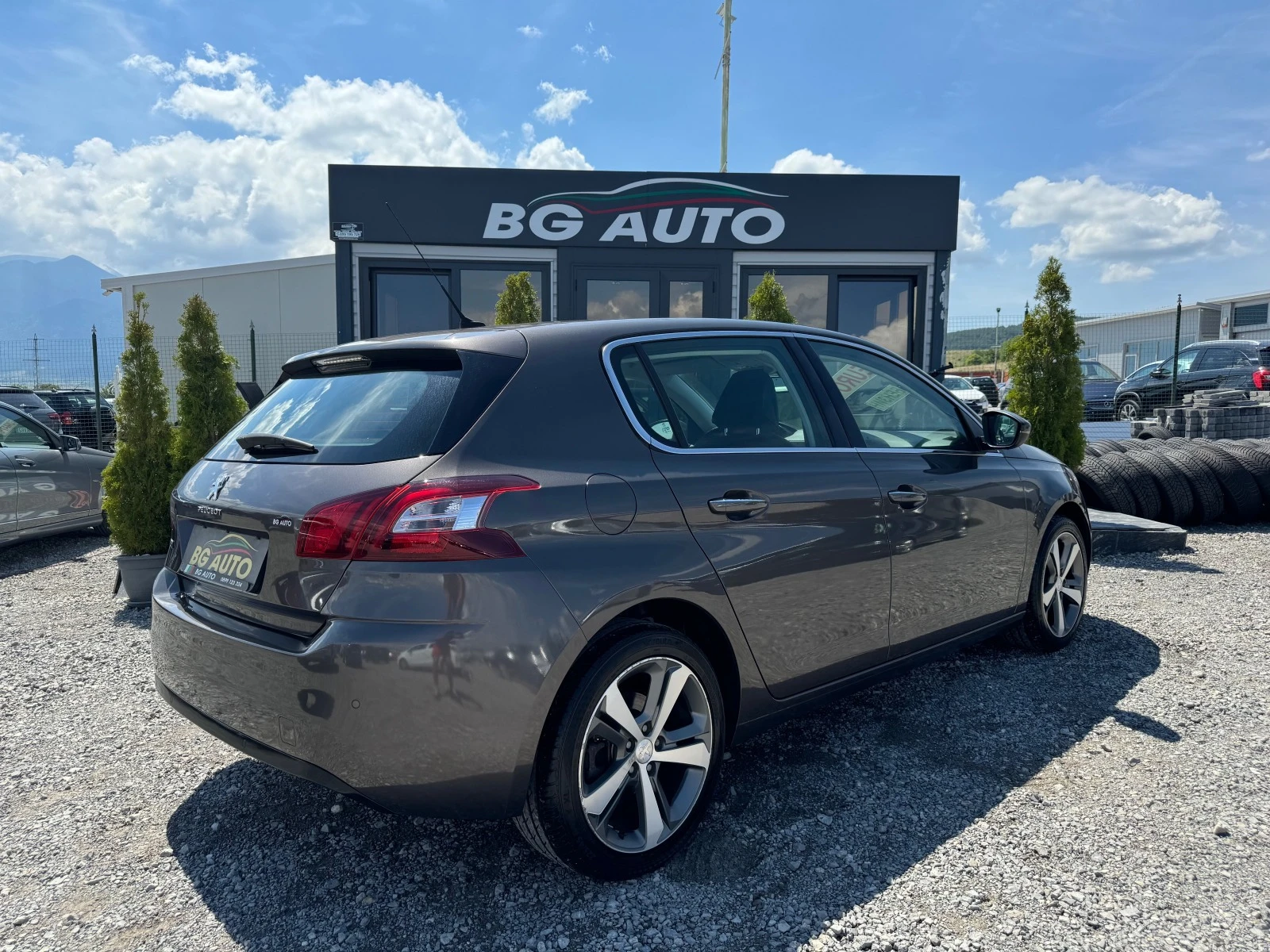 Peugeot 308 * 117 ХИЛЯДИ* ИТАЛИЯ* 1.6 TУРБО* ALLURE* LED* NAVI - изображение 4