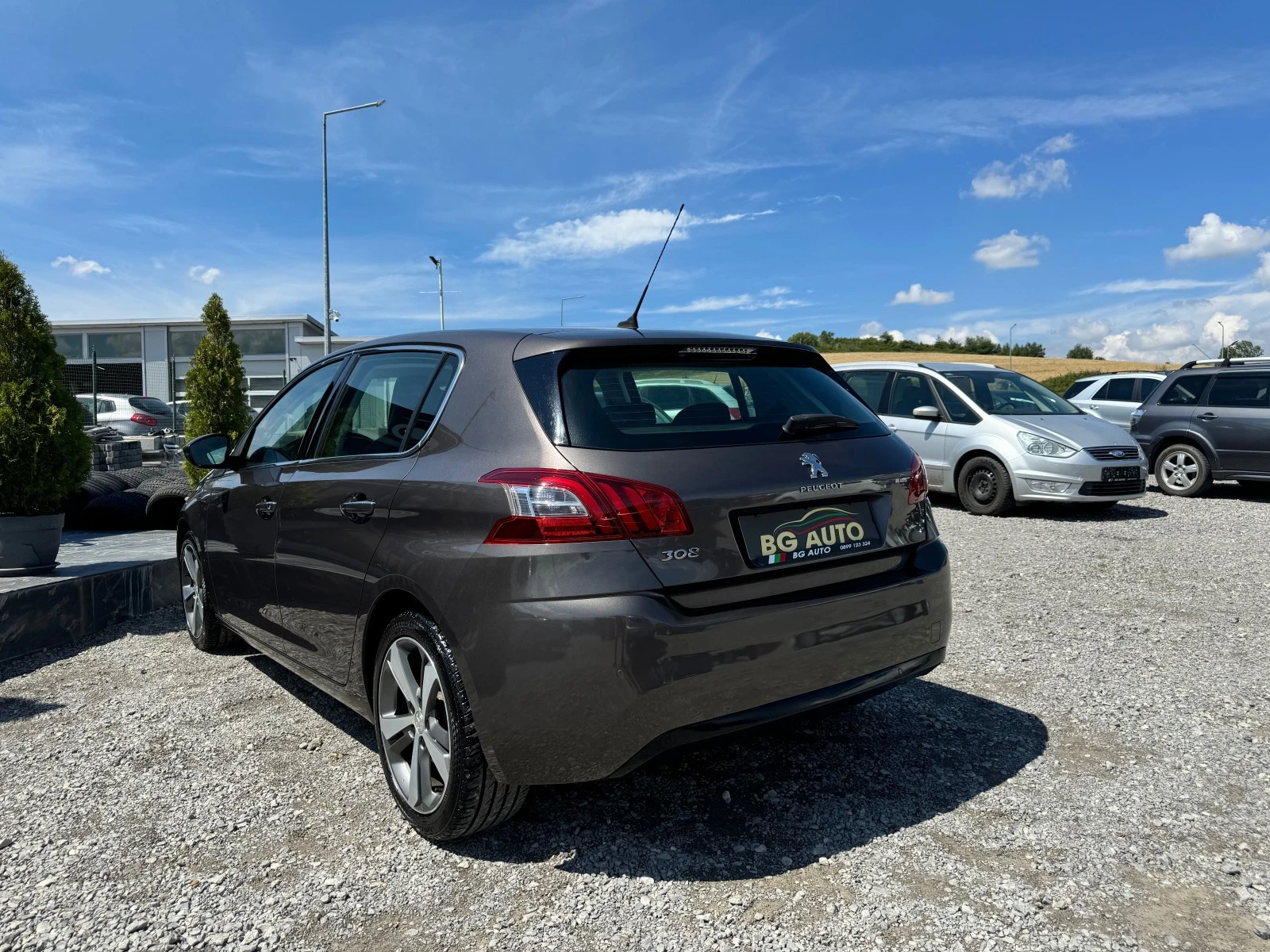 Peugeot 308 * 117 ХИЛЯДИ* ИТАЛИЯ* 1.6 TУРБО* ALLURE* LED* NAVI - изображение 6