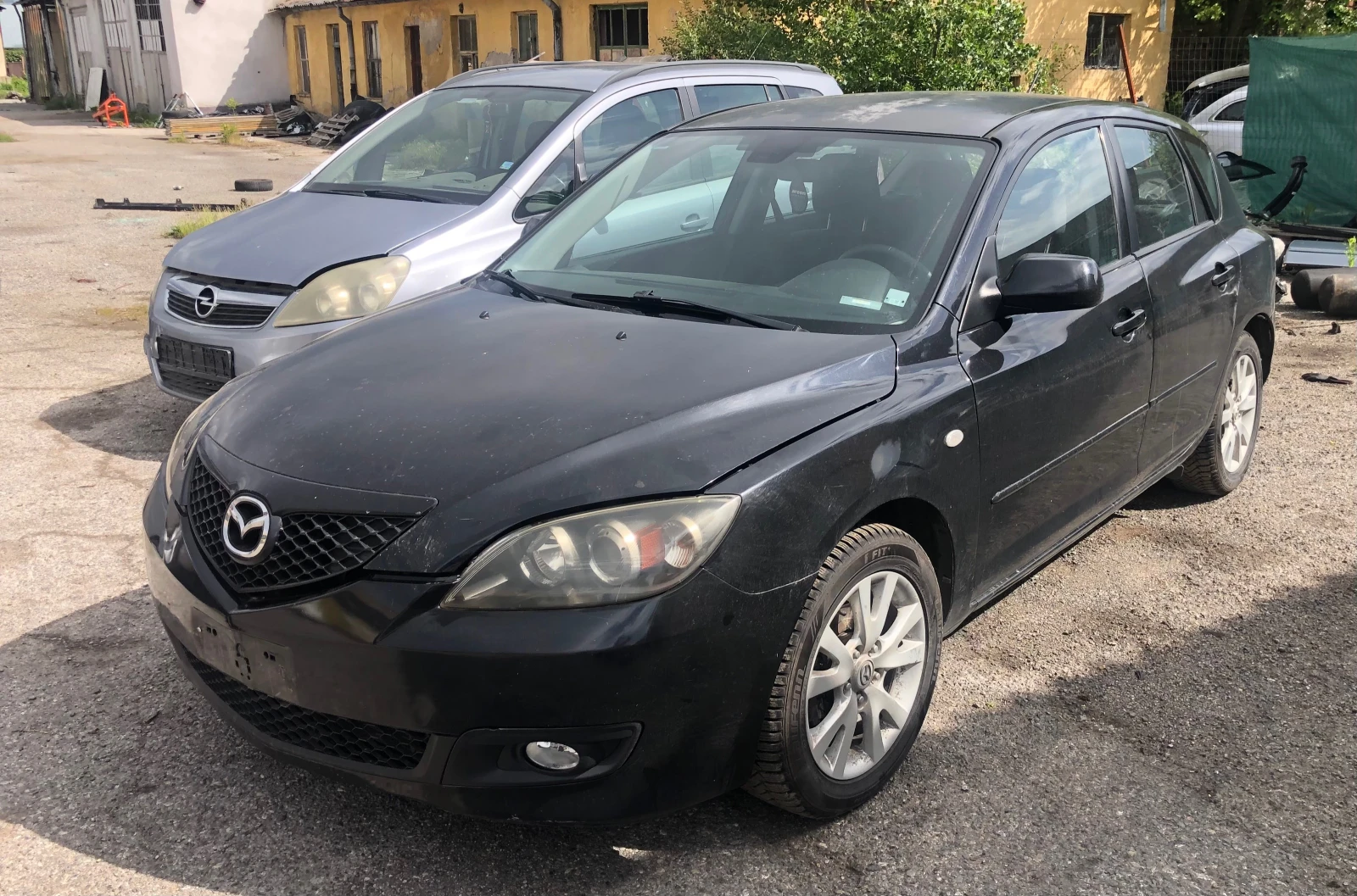Mazda 3 1.4 i и 1.6 hdi 2 броя - изображение 2