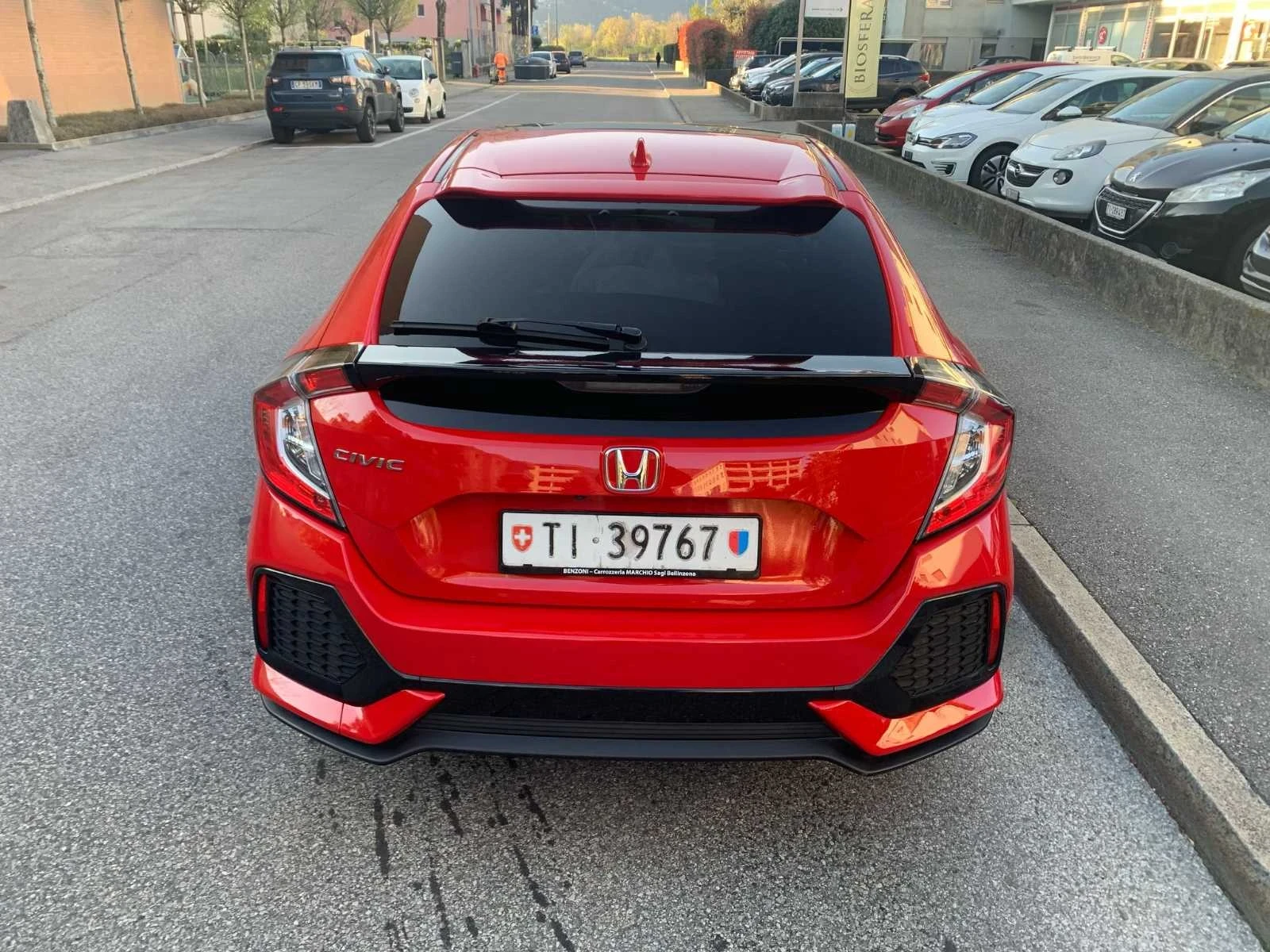 Honda Civic EXECUTIVE  - изображение 2
