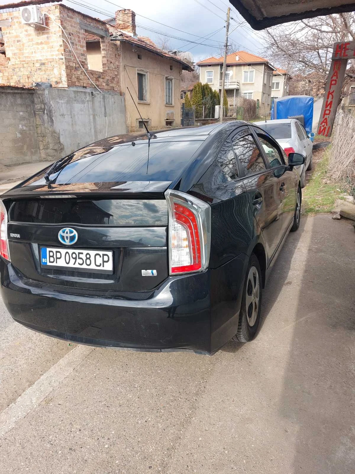 Toyota Prius  - изображение 2
