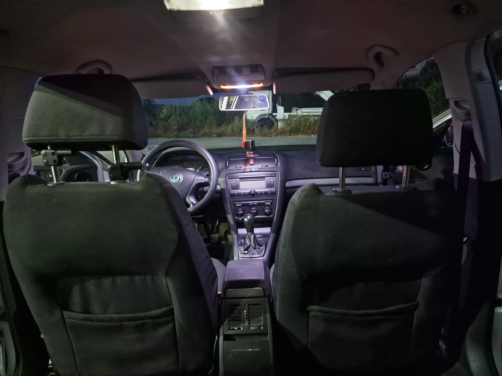 Skoda Octavia 2.0 tdi BKD - изображение 10