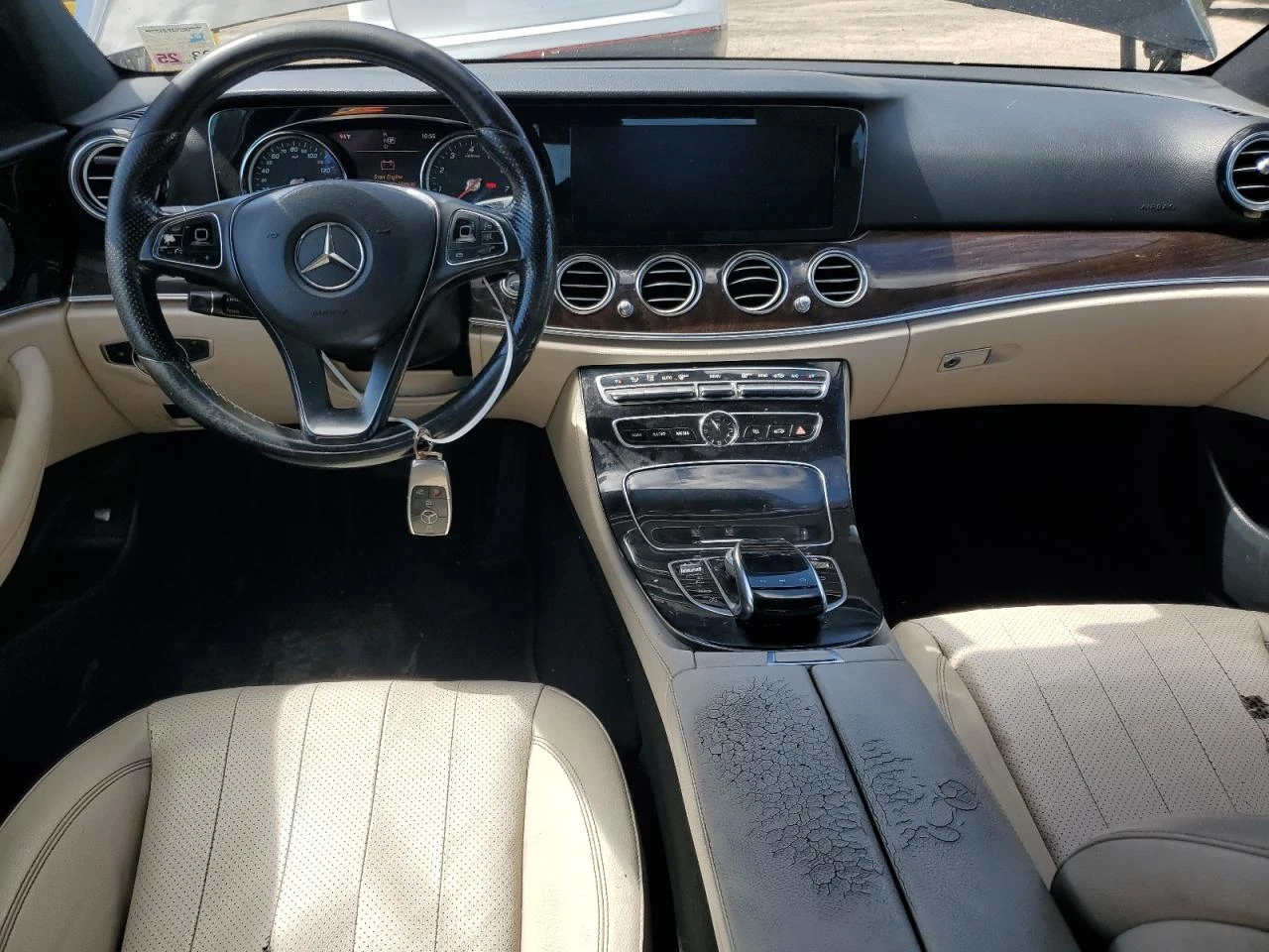 Mercedes-Benz E 300  - изображение 8