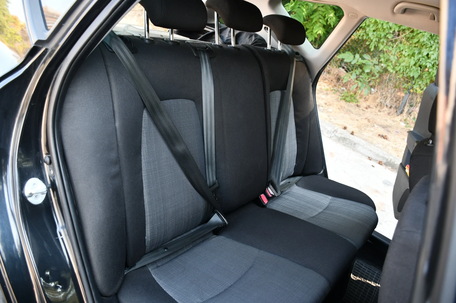 Kia Ceed 1.4 BiFuel | Mobile.bg — изображение 11